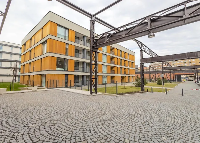 Design - Balcony, Free Parking, Yoga, 10 Mins To Center, By Gravity Prague