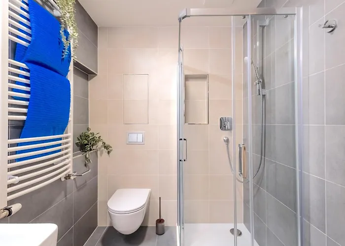 Design - Balcony, Free Parking, Yoga, 10 Mins To Center, By Gravity Appartement Prague