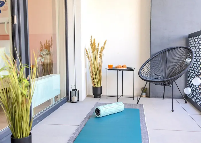 Design - Balcony, Free Parking, Yoga, 10 Mins To Center, By Gravity