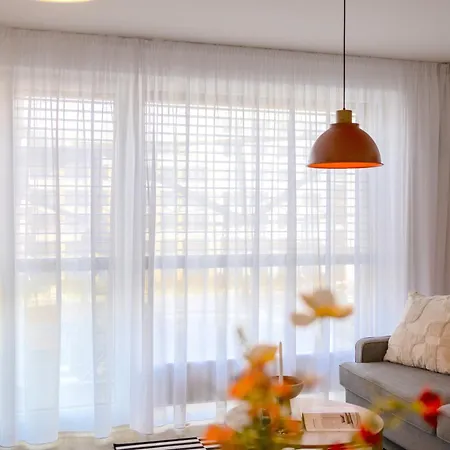 Design - Balcony, Free Parking, Yoga, 10 Mins To Center, By Gravity Daire *